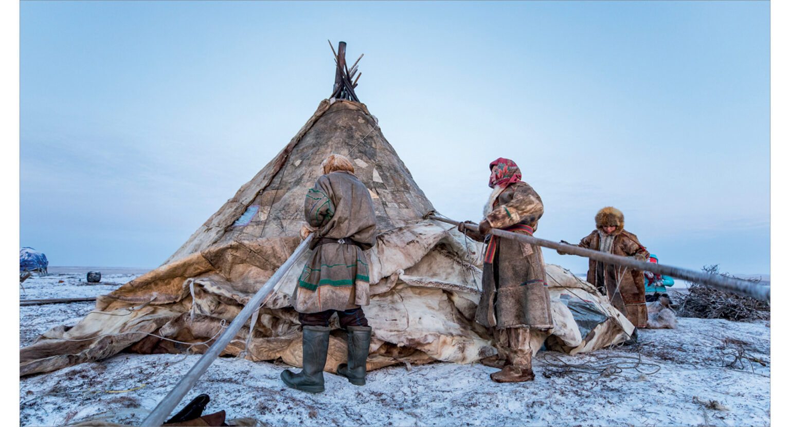 New Path: A Window on Nenets Life - Levievandermeer